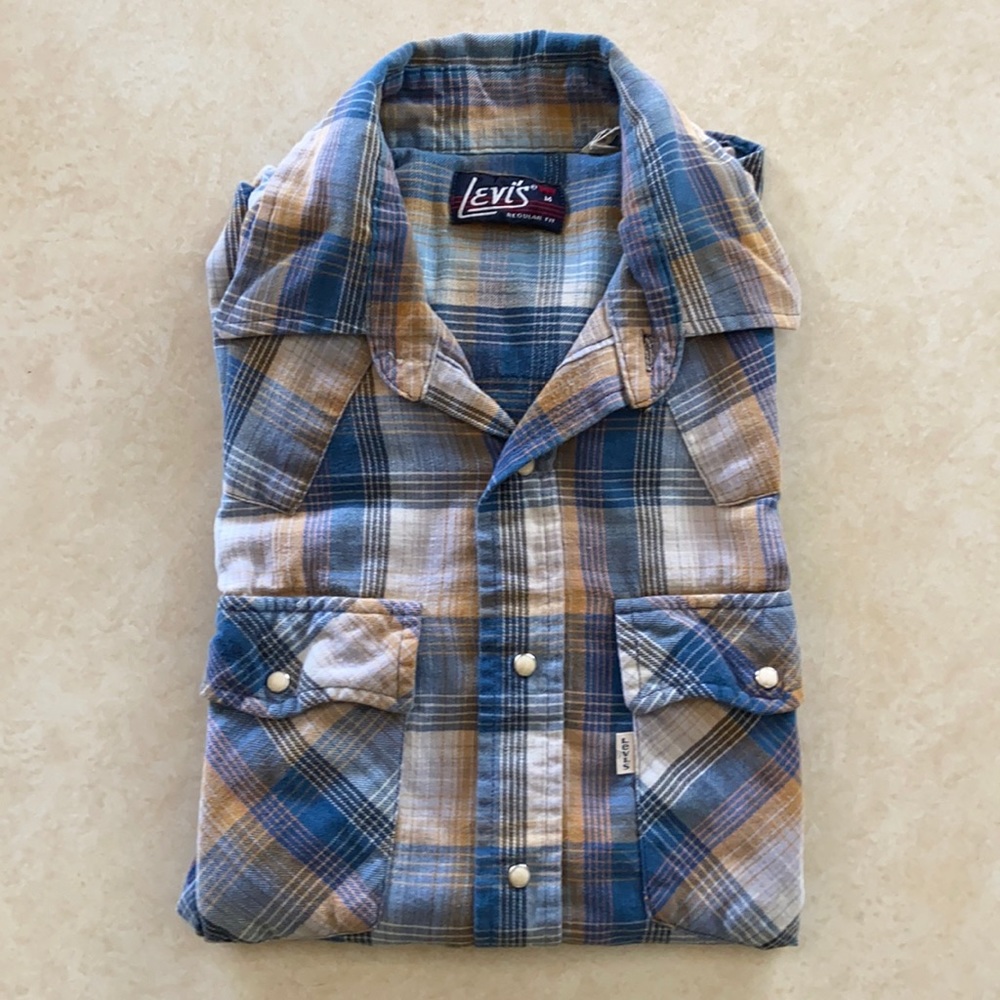 Vintage Levi’s snap flannel shirt